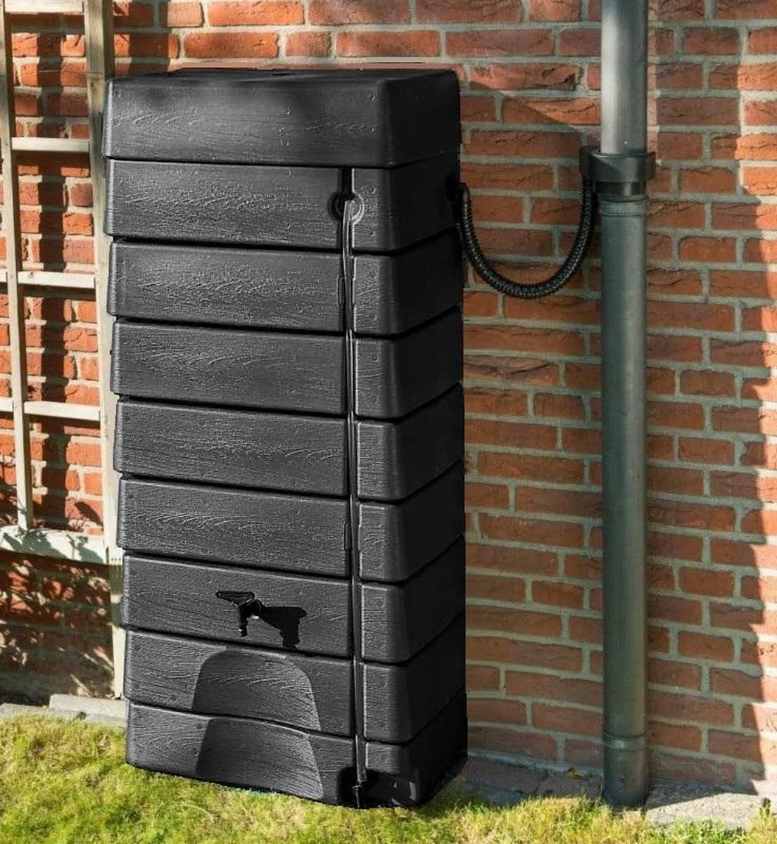 Garden Muurtank Regenton Zwart 320l - ThuisTuinieren.nl 3 Garden Muurtank Regenton Zwart 320l - ThuisTuinieren.nl - Afbeelding 3