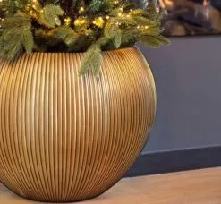 Capi Europe - Vaas Bol Groove XL - 63x51 - Goud - Bloempot Voor Binnen - Opening ⌀42 - GVGB271 -Bloempotten Verkoop 1200x1110