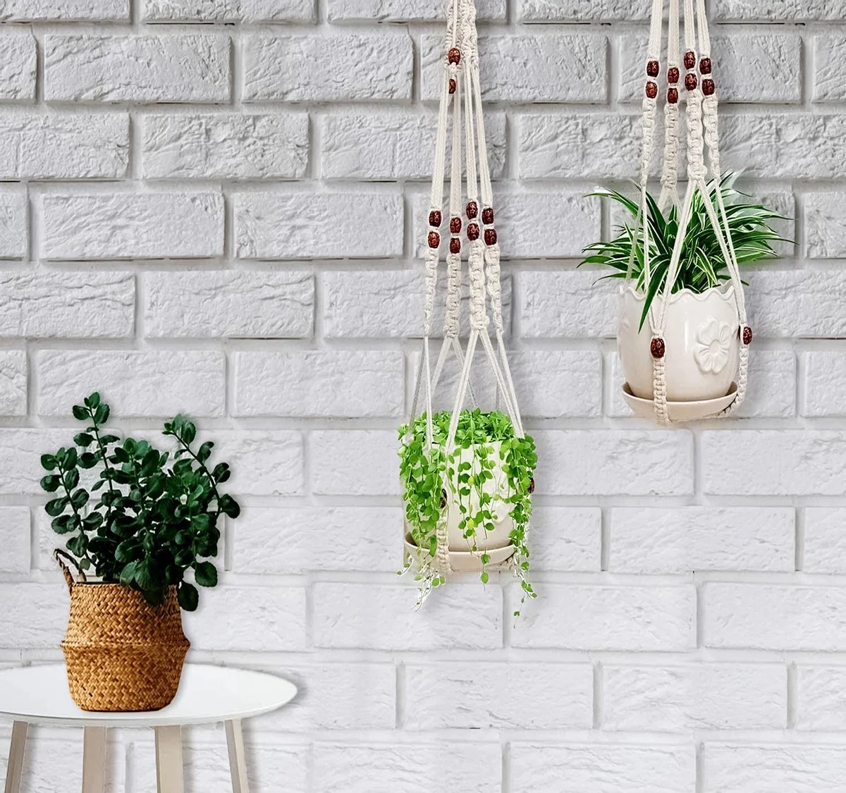 Mycramé 4 Stuks Luxe Macrame Plantenhangers - Boho Handgeweven Katoen Hangpot Voor Binnen/Buiten - Hangende Bloempot Met Kralen - Macramé Touw/Koord Hangplant Houder - Bohemian Wandhanger Decoratie - Plant Hanger - Verticale Tuin Bloempothouder Planthanger 4 Mycramé 4 Stuks Luxe Macrame Plantenhangers - Boho Handgeweven Katoen Hangpot Voor Binnen/Buiten - Hangende Bloempot Met Kralen - Macramé Touw/Koord Hangplant Houder - Bohemian Wandhanger Decoratie - Plant Hanger - Verticale Tuin Bloempothouder Planthanger - Afbeelding 4