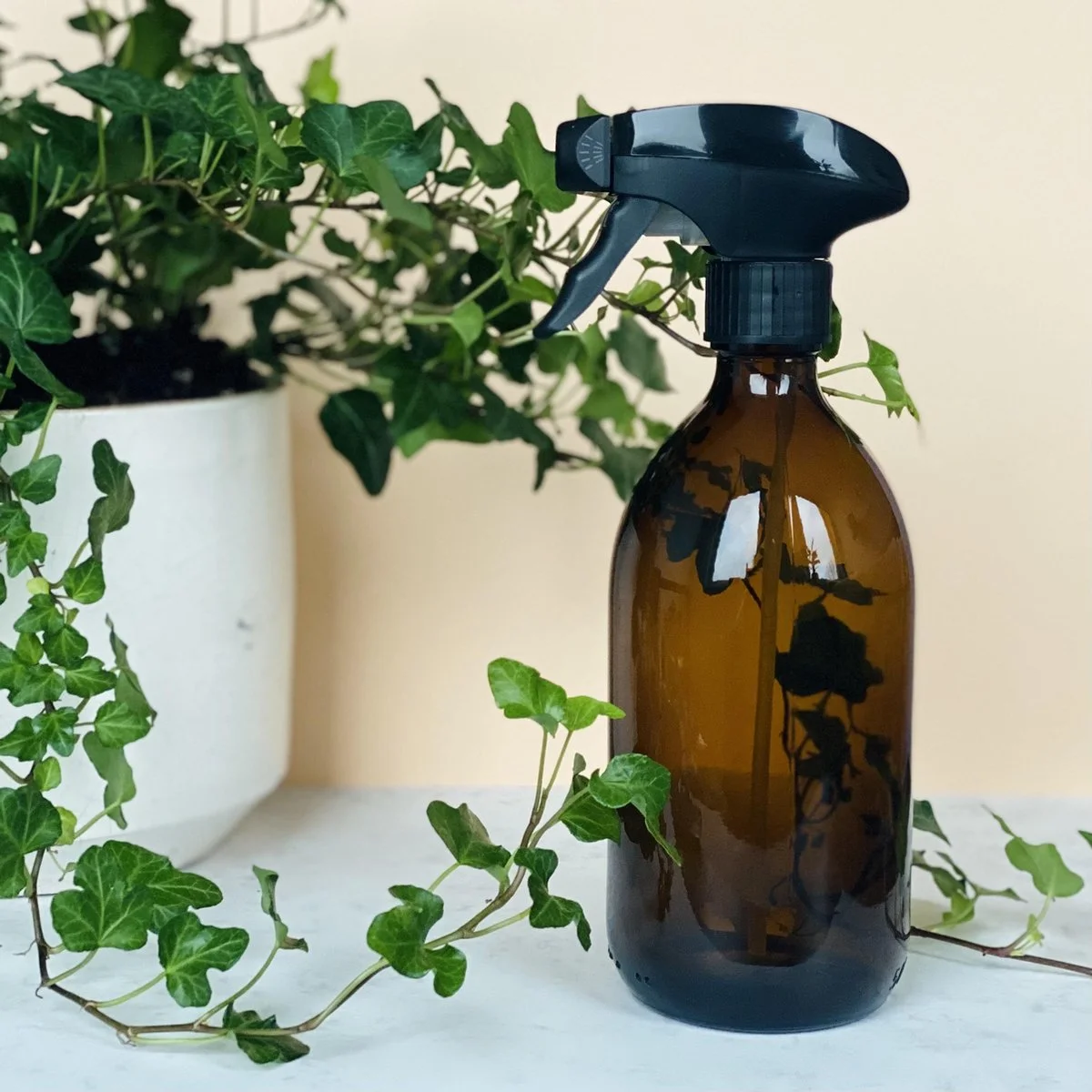 Groeikruid® Plantenspuit | 500 Ml Amber Glas | Met Zwarte Spraykop | Plantensproeier Binnen | Waterverstuiver | Verstuiver | Waterspuit 2 Groeikruid® Plantenspuit | 500 Ml Amber Glas | Met Zwarte Spraykop | Plantensproeier Binnen | Waterverstuiver | Verstuiver | Waterspuit - Afbeelding 2