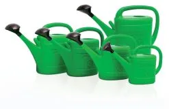 Merkloos Gieter In Kunststof Groen - 10 Liter -Bloempotten Verkoop 1200x779 1