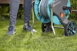 GARDENA - AquaRoll CleverRoll S Set Slangenwagen - Incl. 20 M Slang - Maximaal 40 M Opbergcapaciteit 24 GARDENA - AquaRoll CleverRoll S Set Slangenwagen - Incl. 20 M Slang - Maximaal 40 M Opbergcapaciteit -Bloempotten Verkoop 1200x799 32