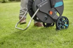GARDENA - AquaRoll L CleverRoll L Easy Set Slangenwagen - Maximaal 50 Meter - Verstelbare Handgreep -Bloempotten Verkoop 1200x800 139