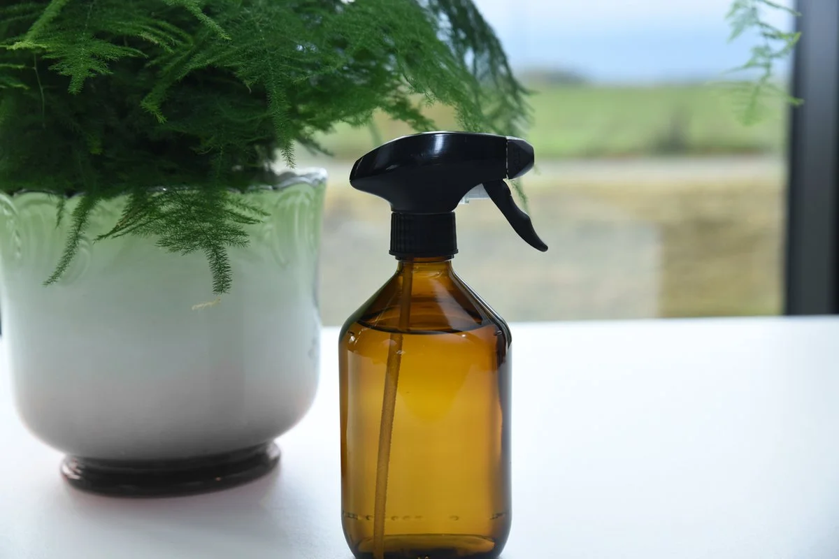 24DOTS® 24DOTS Living Plantenspuit | 500 Ml Bruin Amber Glas | Plantensproeier | Plantenspuit Binnen | Waterverstuiver | Vernevelaar 2 24DOTS® 24DOTS Living Plantenspuit | 500 Ml Bruin Amber Glas | Plantensproeier | Plantenspuit Binnen | Waterverstuiver | Vernevelaar - Afbeelding 2