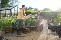 GARDENA - Premium Reinigingssproeier Spuitpistool - Metaal - Voor Reiniging En Bewatering -Bloempotten Verkoop 1200x800 173