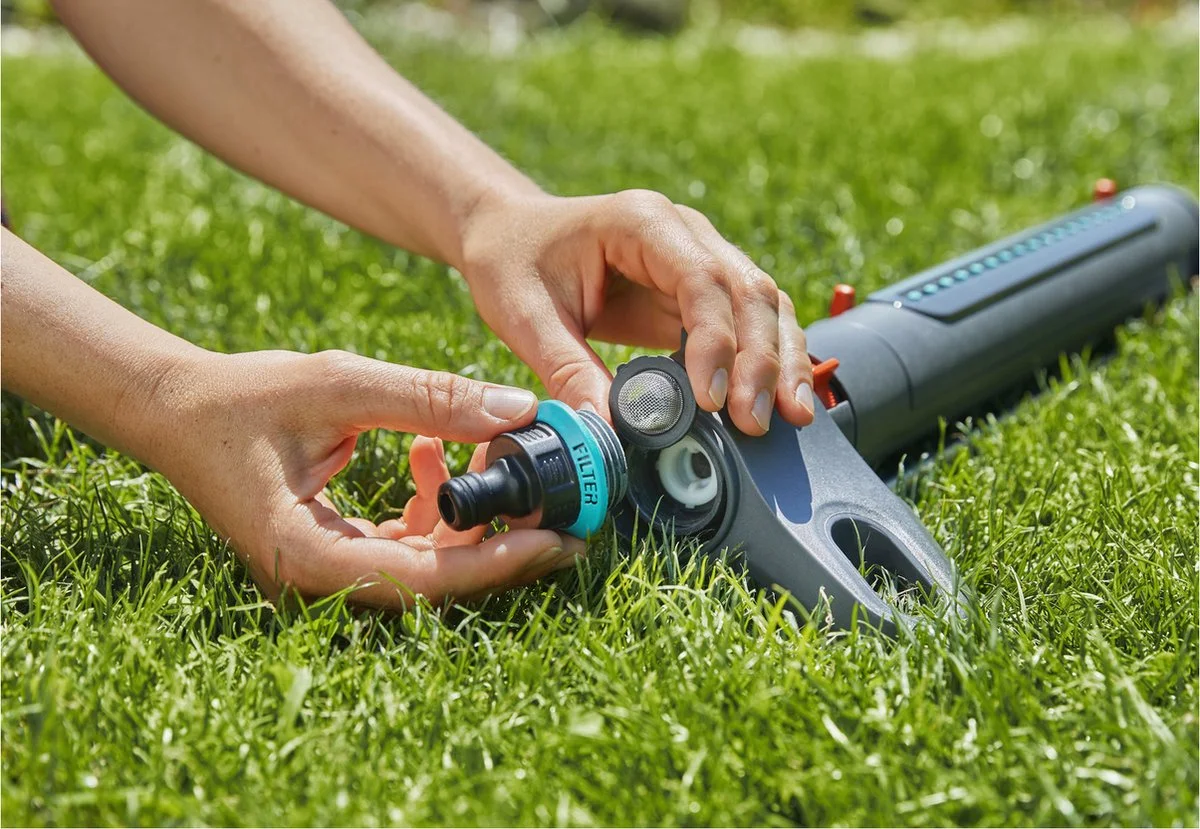 GARDENA - Zwenksproeier AquaZoom S - Tuinsproeier - 9 Tot 150 M² 3 GARDENA - Zwenksproeier AquaZoom S - Tuinsproeier - 9 Tot 150 M² - Afbeelding 3