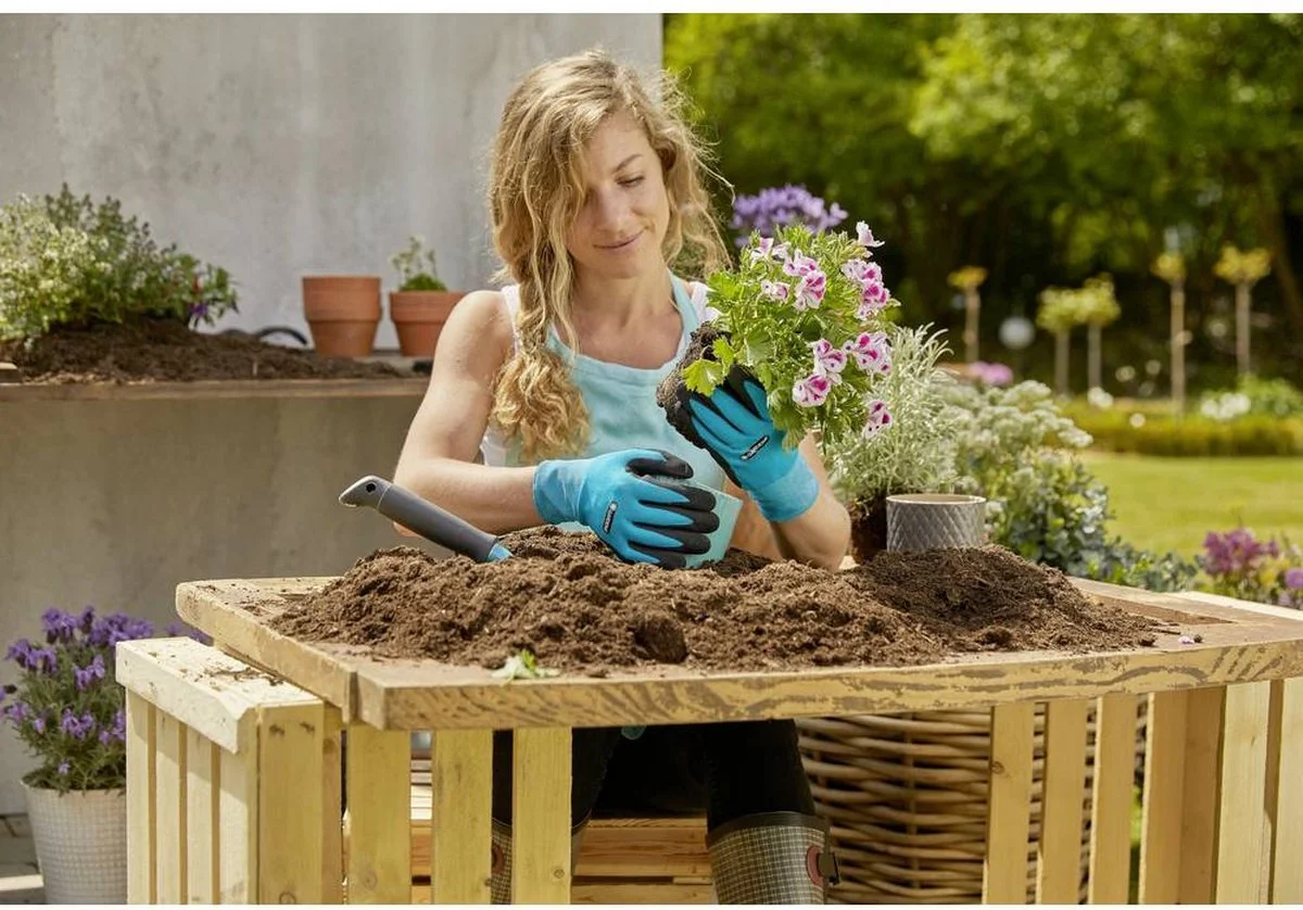 Gardena Plant- En Bodem Handschoen - Maat: M 3 Gardena Plant- En Bodem Handschoen - Maat: M - Afbeelding 3