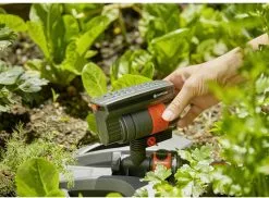 GARDENA - Zwenksproeier AquaZoom Compact - Tuinsproeier - 9 Tot 216 M² -Bloempotten Verkoop 1200x884