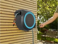 GARDENA - Wandslangenbox Slanghouder - RollUp M/L - 25 Meter - Ø 13 Mm 22 GARDENA - Wandslangenbox Slanghouder - RollUp M/L - 25 Meter - Ø 13 Mm -Bloempotten Verkoop 1200x924 1