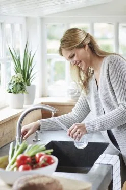 Elho Aqua Care 9 - Accessoires Voor Binnenaccessoires - Ø 17.3 X H 32.0 Cm - Transparant/Transparant -Bloempotten Verkoop 800x1200 30