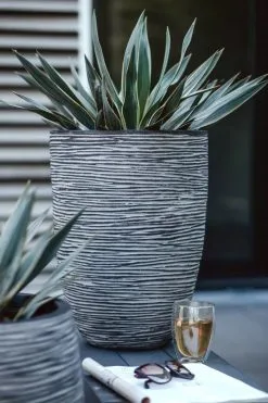 Capi Europe - Vaas Elegant Laag Rib NL - 36x47 - Antraciet - Voor Binnen En Buiten - KOFZ782 -Bloempotten Verkoop 800x1200 75