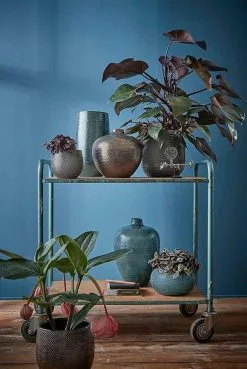 Mica Decorations Gabriel Bloempot - H20 X Ø25 Cm - Keramiek - Blauw 18 Mica Decorations Gabriel Bloempot - H20 X Ø25 Cm - Keramiek - Blauw -Bloempotten Verkoop 803x1200