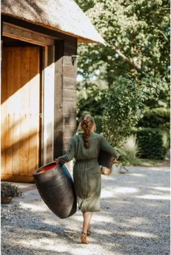 Capi Europe - Vaas Elegant Deluxe Rib NL - 45x72 - Zwart - Voor Binnen En Buiten - KBLR1138 -Bloempotten Verkoop 806x1200