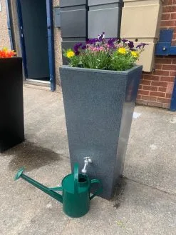 Prestige Manhattan 100L Regenton Zwart (incl. Kraantje) -Bloempotten Verkoop 900x1200 51